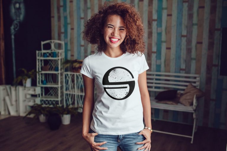 5 Easy Steps to Design Your Customized T-shirts