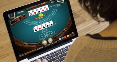 Different Variants of Poker that are getting popular 